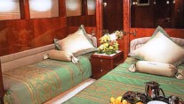 SHALIMAR I -  Twin Cabin